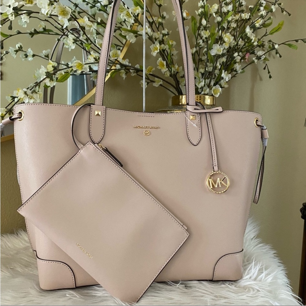 Michael Kors Edith Large Saffiano Leather Tote Bag - Picture 5 of 12